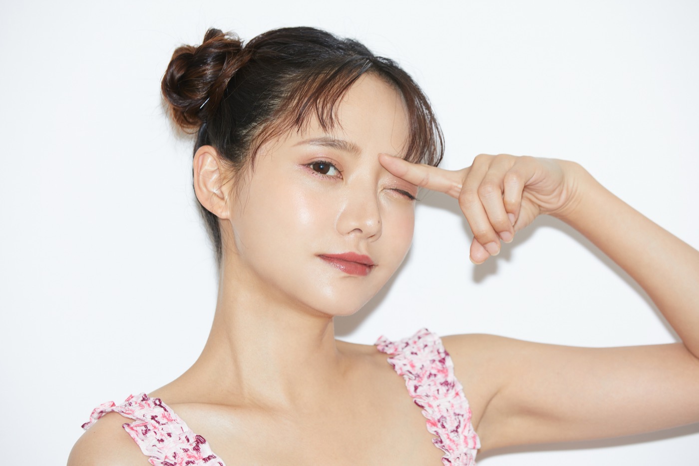 医療脱毛・美容医療で肌をととのえる女性のイメージ 新宿